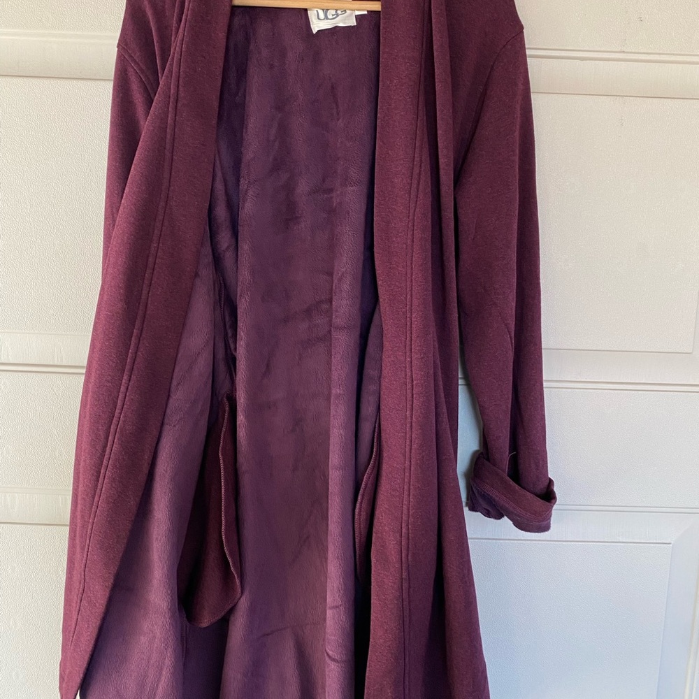UGG Robe L or XL - Picture 5 of 8